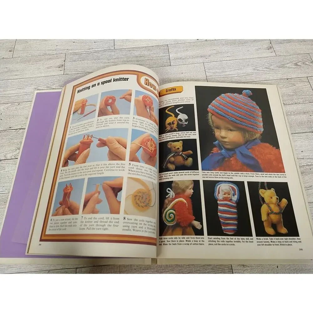 Retro 1970s MAKE IT YOURSELF Step-By-step Crafts Needlework‎ V.3 TRENDY Vintage